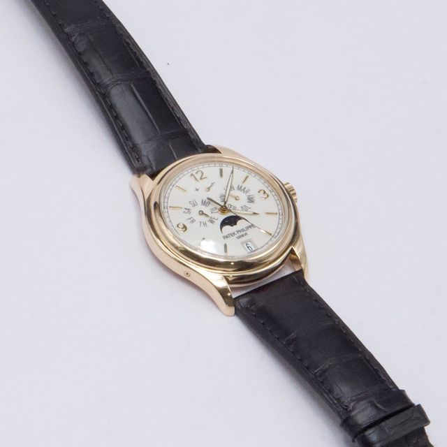 Corum Golden Bridge 113.553.85/M600 0000R Image 2